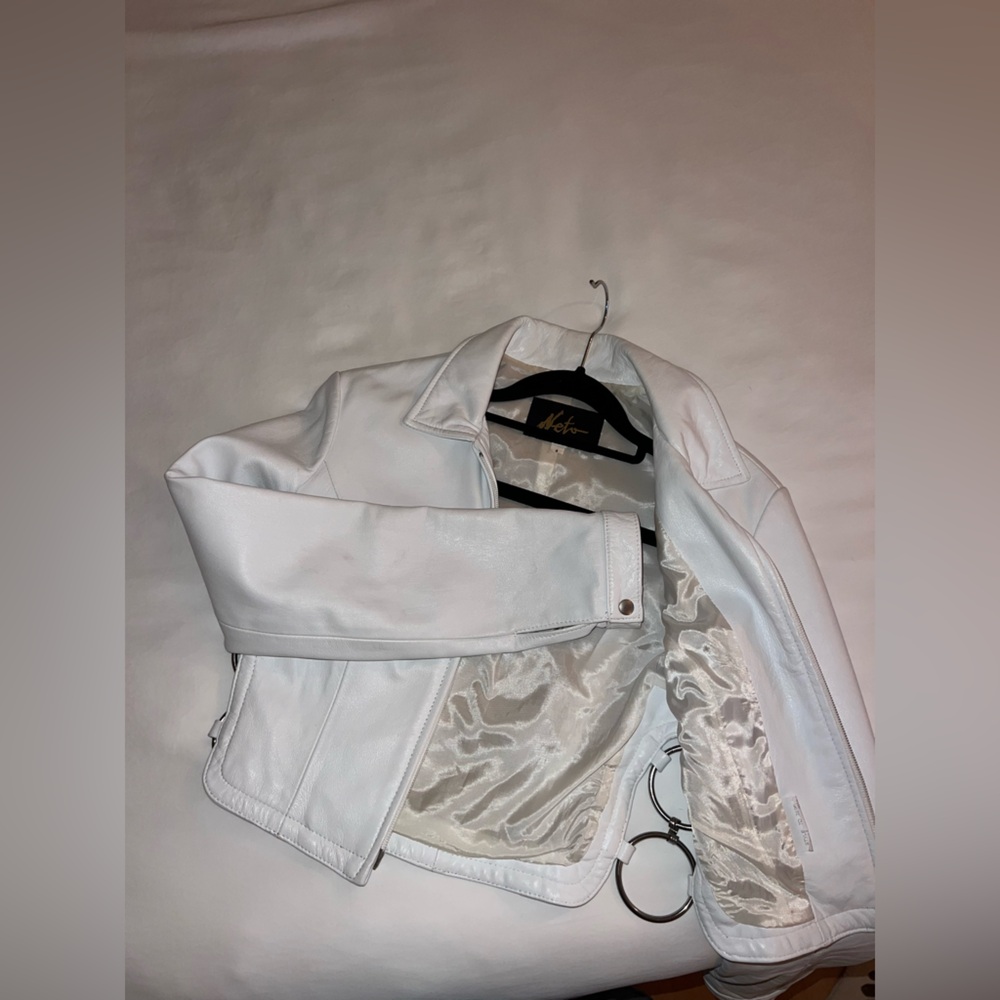 Vintage Italian Cropped White Leather Jacket - Picture 7 of 7